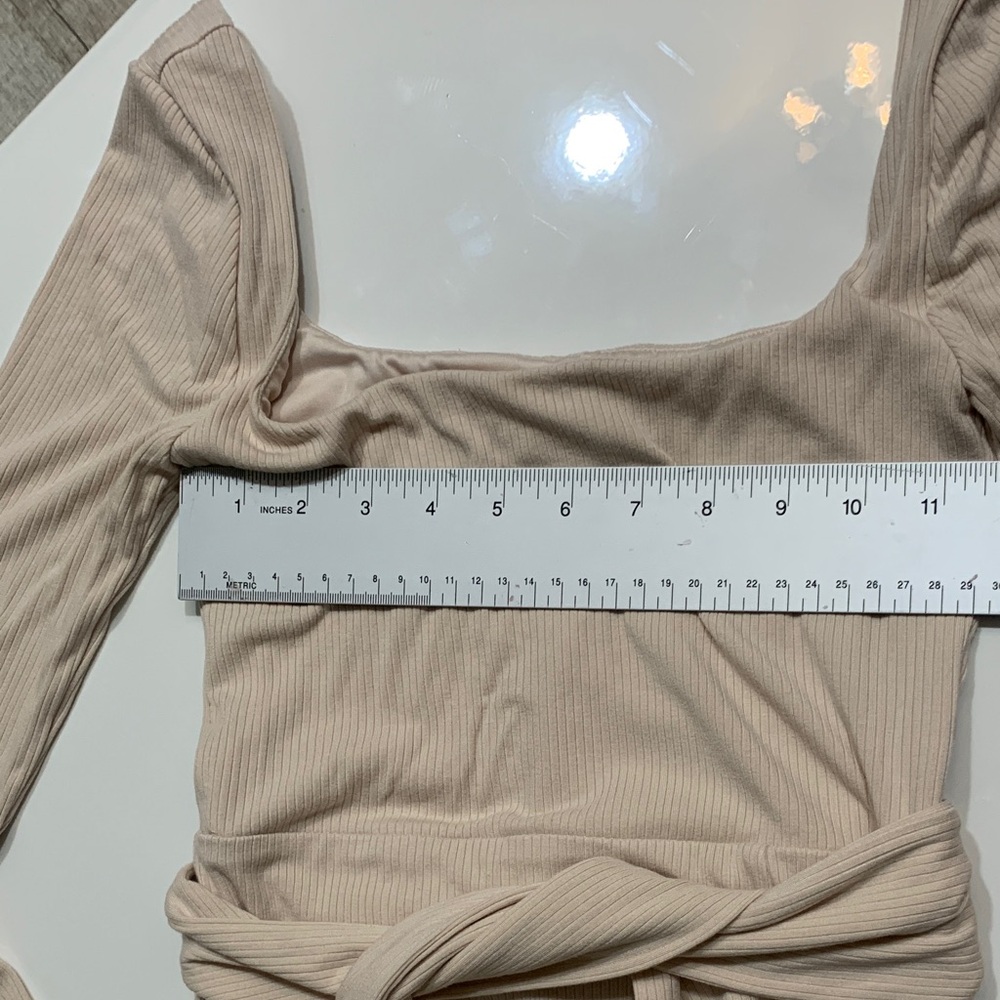 Lovers and Friends Sariah Beige Ribbed Midi Dress XS - $168 Excellent condition - Picture 11 of 14